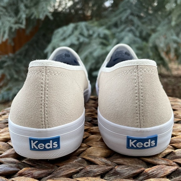 NEW Keds Cream Suede Tossed Wave Logo Platform Lace Up Sneaker. Women’s size 11 - Picture 9 of 13